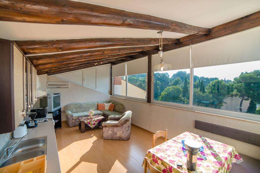 Apartments Daria Ρόβινι Δωμάτιο φωτογραφία
