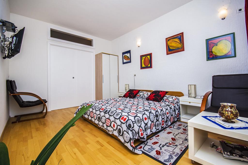 Apartments Daria Ρόβινι Εξωτερικό φωτογραφία